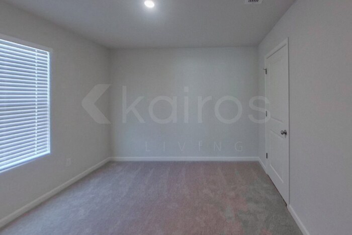 Building Photo - 404 Bohannon Dr.