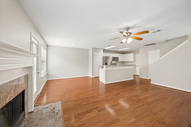 Building Photo - 39 Butterfly Branch Pl