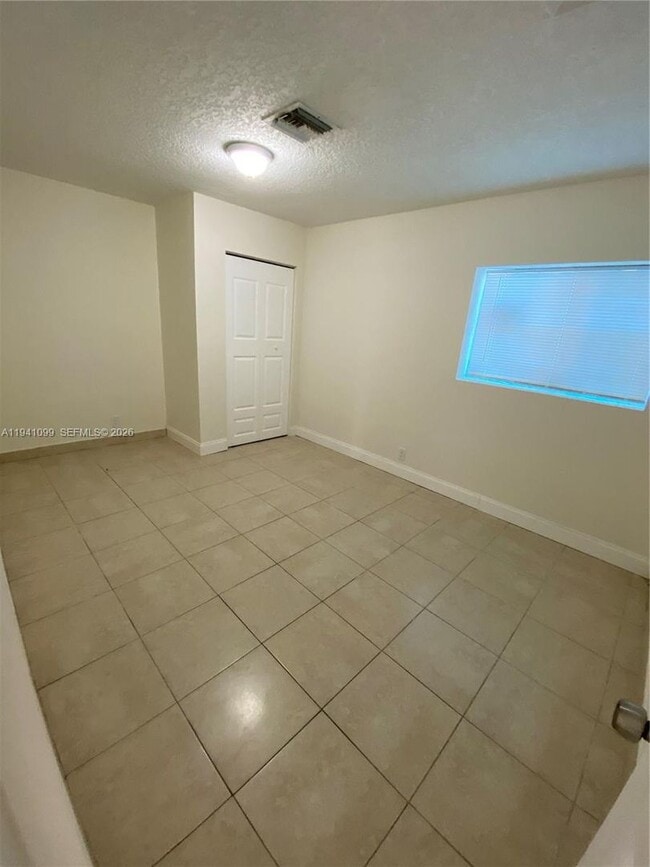 Building Photo - 851 SW 63rd Way