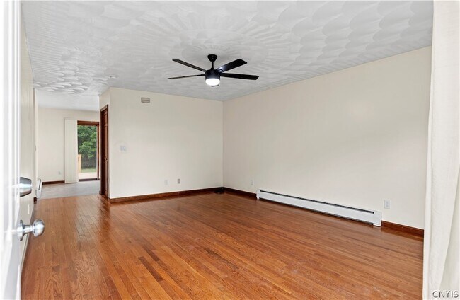 Building Photo - 7537 Rickmeyer Rd