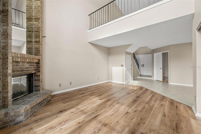 Building Photo - 846 Glades Ct