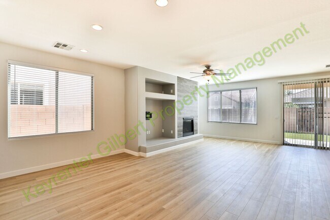 Building Photo - Beautiful Lyons Gate Home w/ Three Communi...
