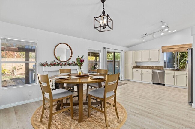 Building Photo - 286 Glendale Ave