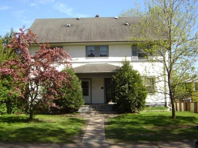 Building Photo - 1916 East 6th Street