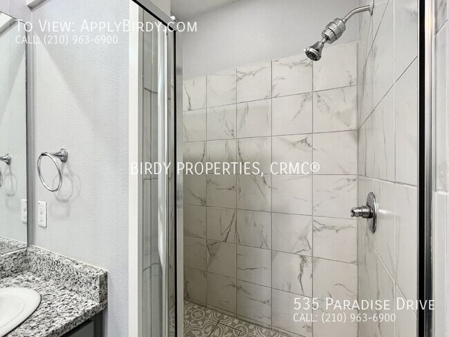 Building Photo - *3 Bed, 2 Bath Home Located Next to Canyon...