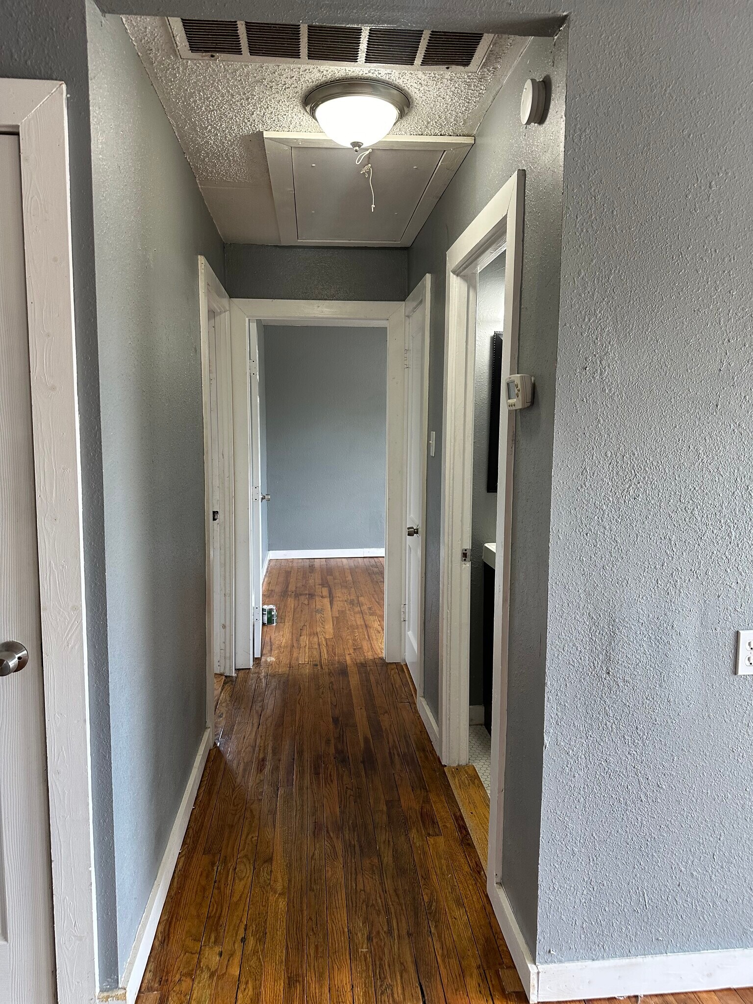 Building Photo - 311 Glamis Ave