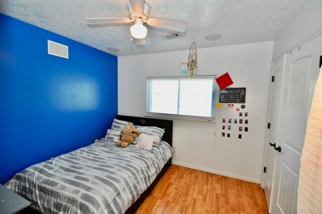 Building Photo - 3330 Beran Dr
