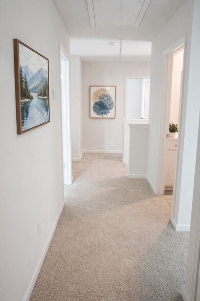 Building Photo - 148 Kraft Kove