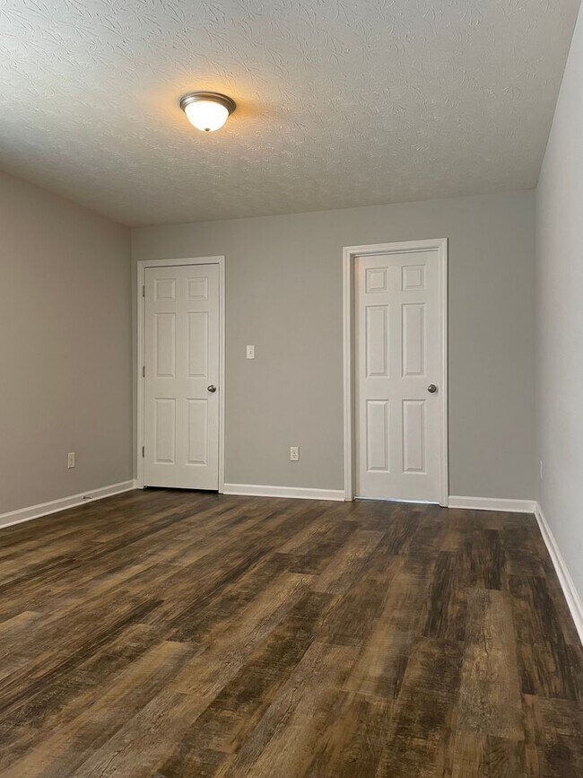 Building Photo - Upper Stone Apartments