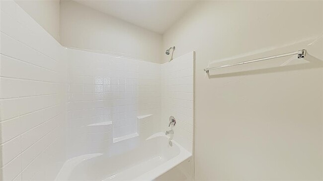 Building Photo - 9704 Laredo Ln