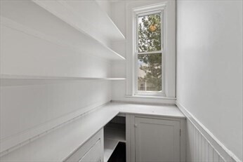 Building Photo - 5 Marlboro St