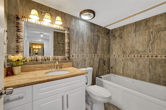 Building Photo - 21300 San Simeon Way