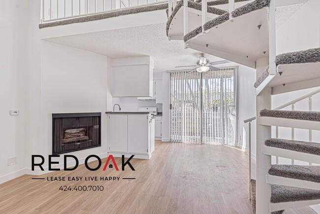 Building Photo - 8430 1/2 Cedros Ave-333