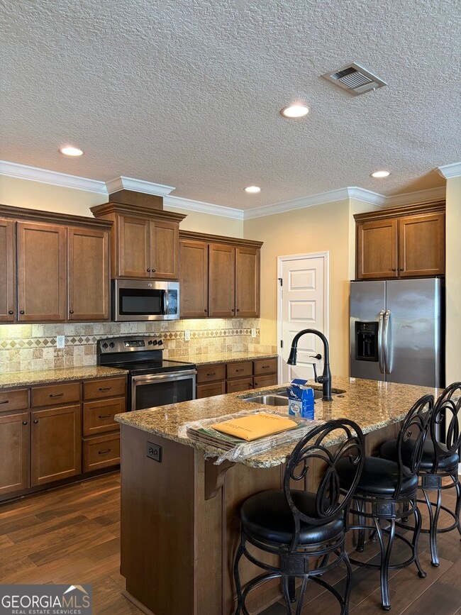 Building Photo - 123 Miller Ct