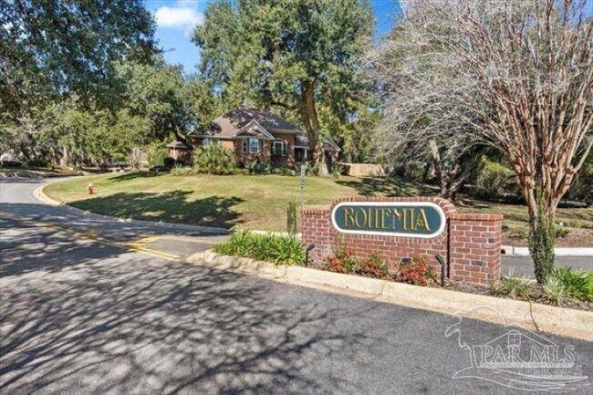 Building Photo - 4700 Bohemia Dr