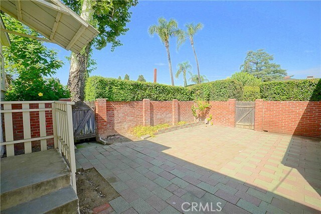 Building Photo - 4285 Oakwood Pl