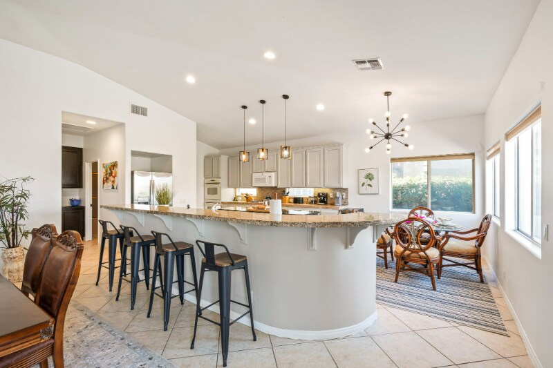 Building Photo - 80396 Green Hills Dr