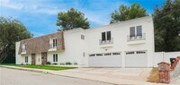 Building Photo - 16608 Park Ln Cir