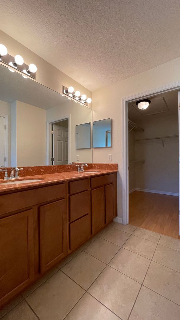 Building Photo - 9484 Strongbark Ln