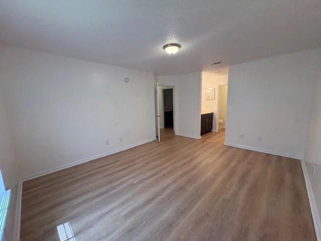 Building Photo - 100 Kazmira Ct