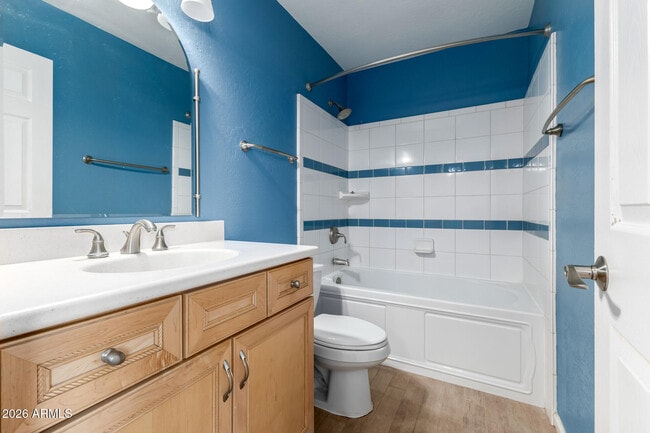 Building Photo - 4334 W Barbara Ave