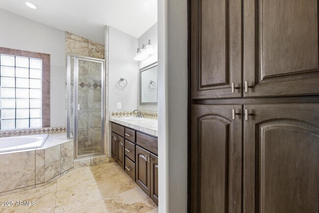 Building Photo - 15912 Centipede Dr