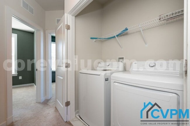 Building Photo - 1681 Signalman Ct