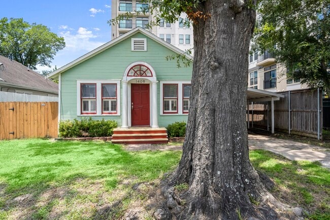 Building Photo - 1409 Dorothy St