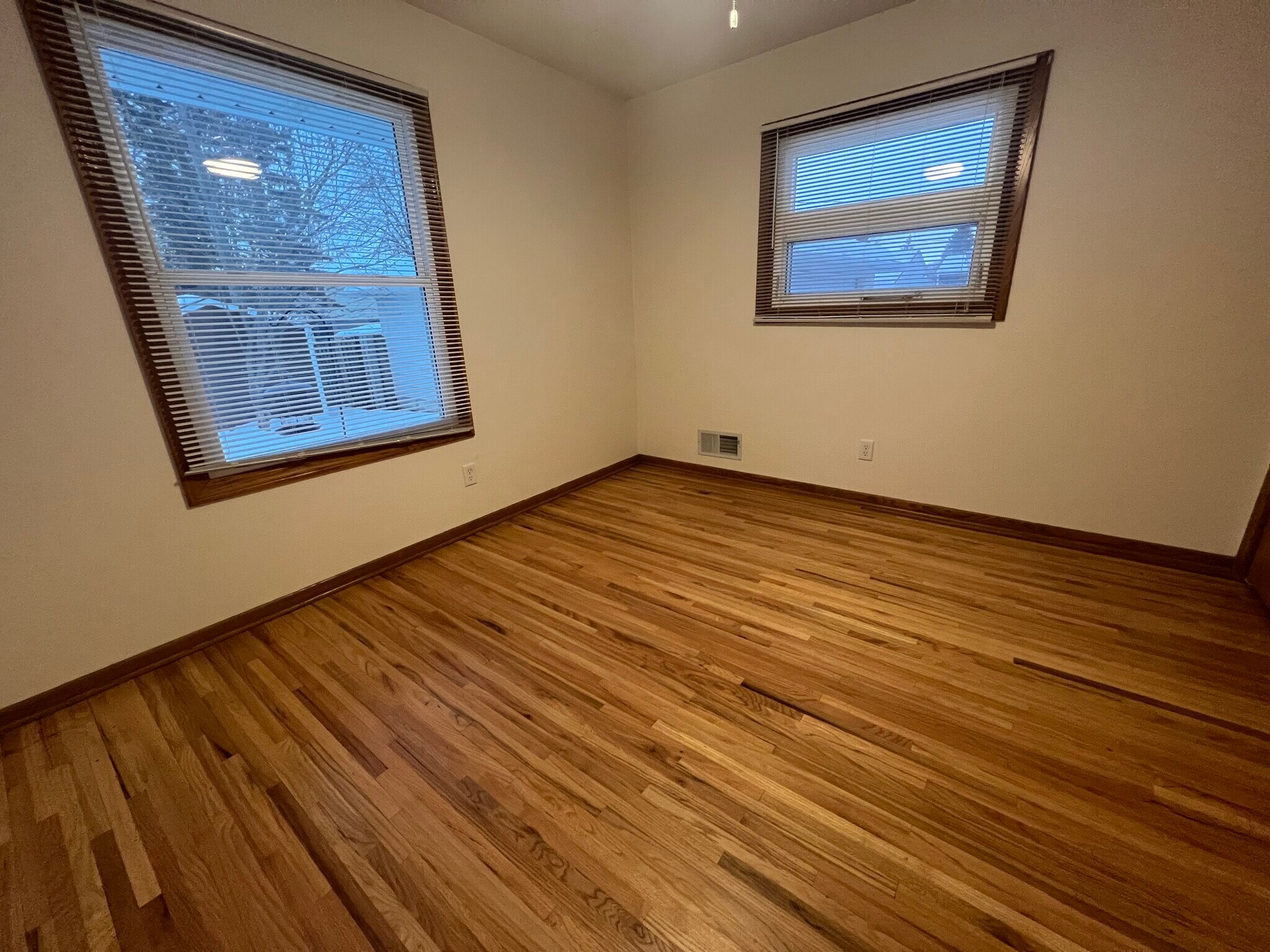 Building Photo - 3420 18th Ave NW