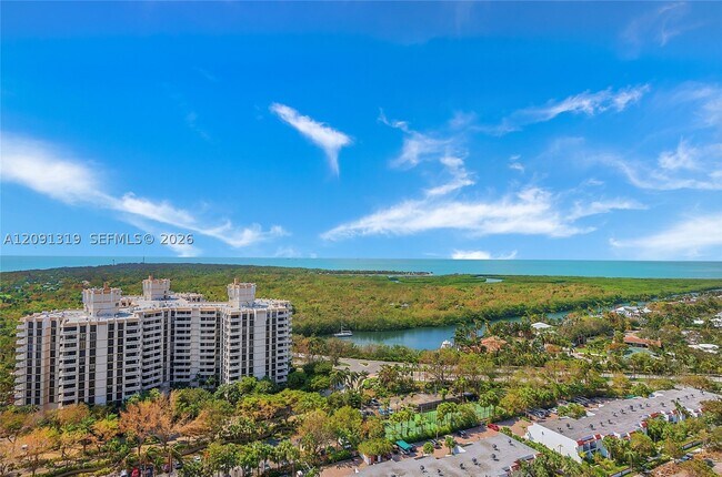 Building Photo - 881 Ocean Dr