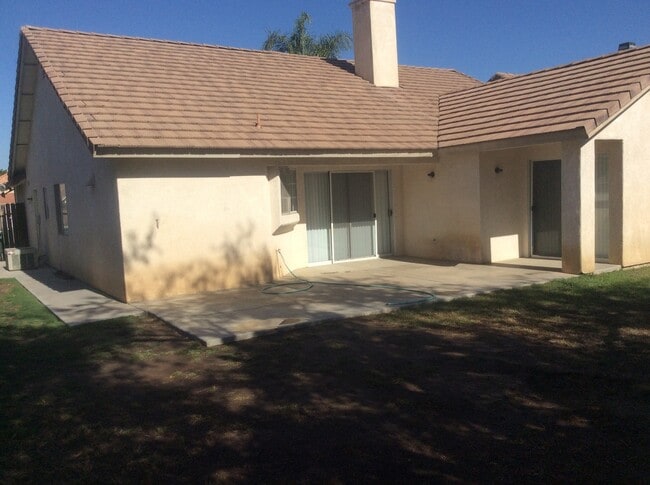 Building Photo - 7314 Sandrinilla St