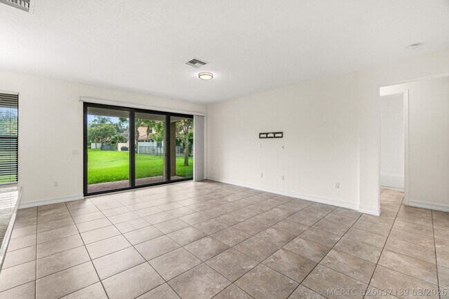 Building Photo - 14018 Gold Tigereye Trl