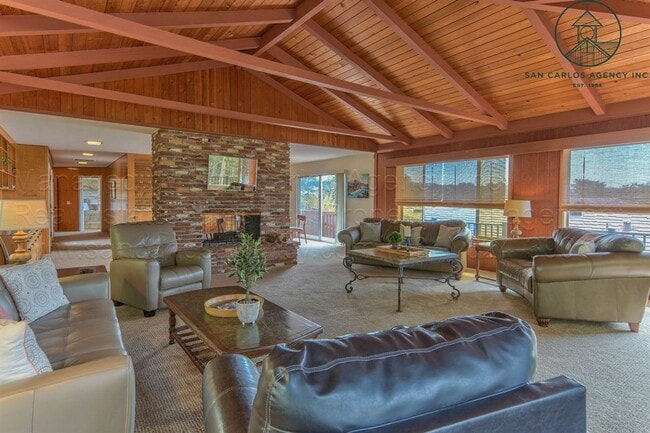 Building Photo - 2 Bedroom Carmel Home with Views of Point Lobos