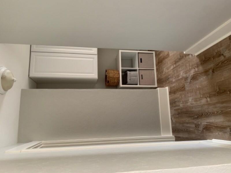 Building Photo - 2108 N Oakes St