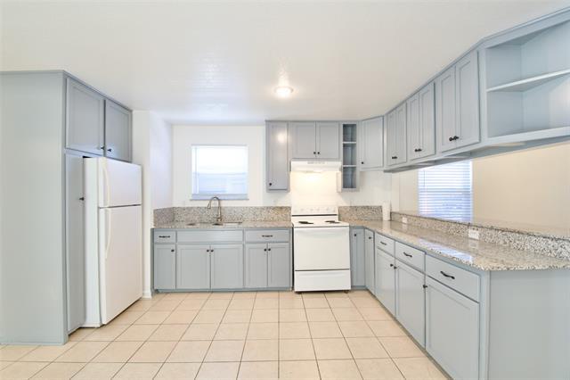 Building Photo - 1120 Holt Ave