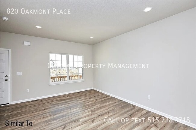 Building Photo - 820 Oakmont Pl