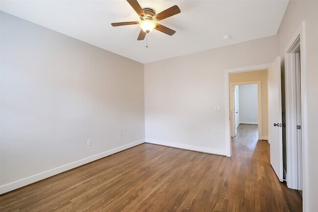 Building Photo - 2437 South Blvd