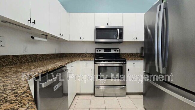 Building Photo - 1231 NW 22nd Ave