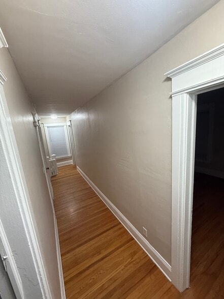 Building Photo - 316 Stafford Ave