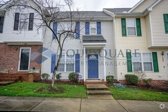 Building Photo - Townhome | 2nd Bedroom Features an En-Suit...
