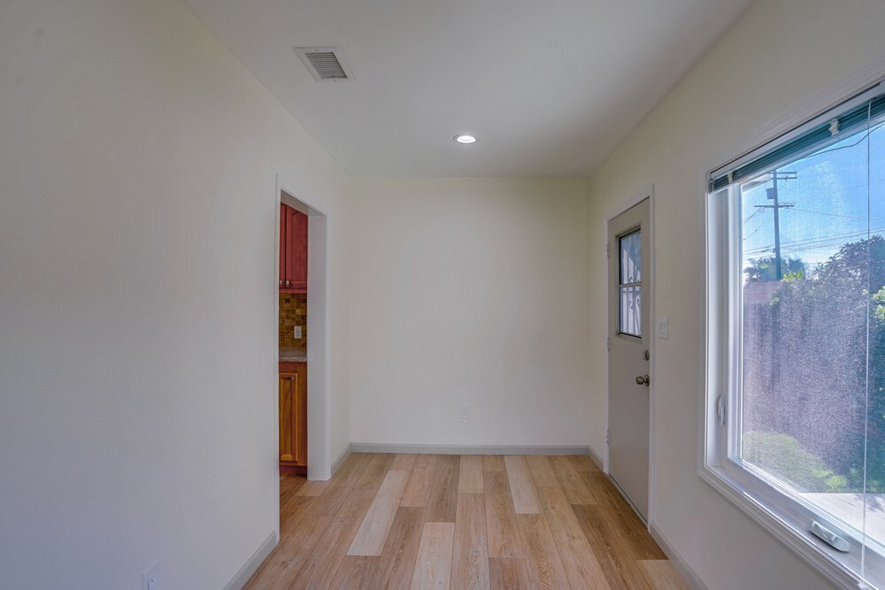 Building Photo - 4725 Sawtelle Blvd