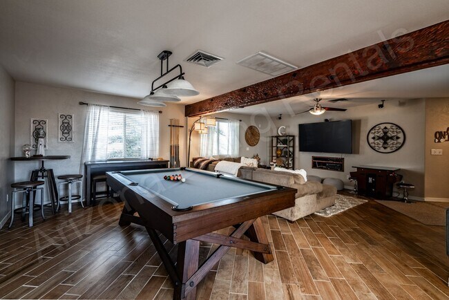 Building Photo - FURNISHED POOL HOME FOR APRIL 2026