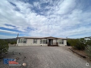 Building Photo - Toquerville home on large lot