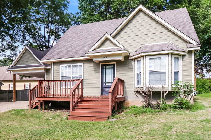 Building Photo - 7546 Dogwood Ln