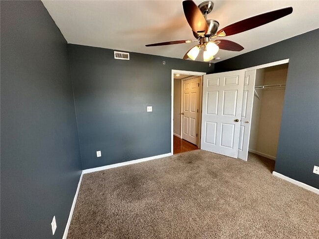 Building Photo - 6203 Spring River Dr