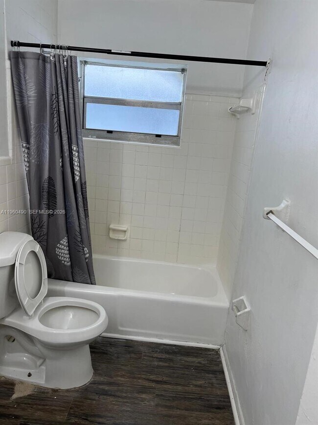 Building Photo - 1439 NW 8th Ave