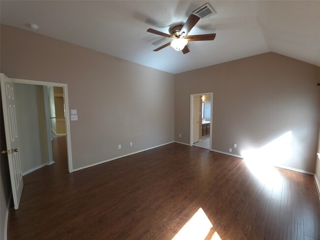 Building Photo - 19406 Stillhouse Dr