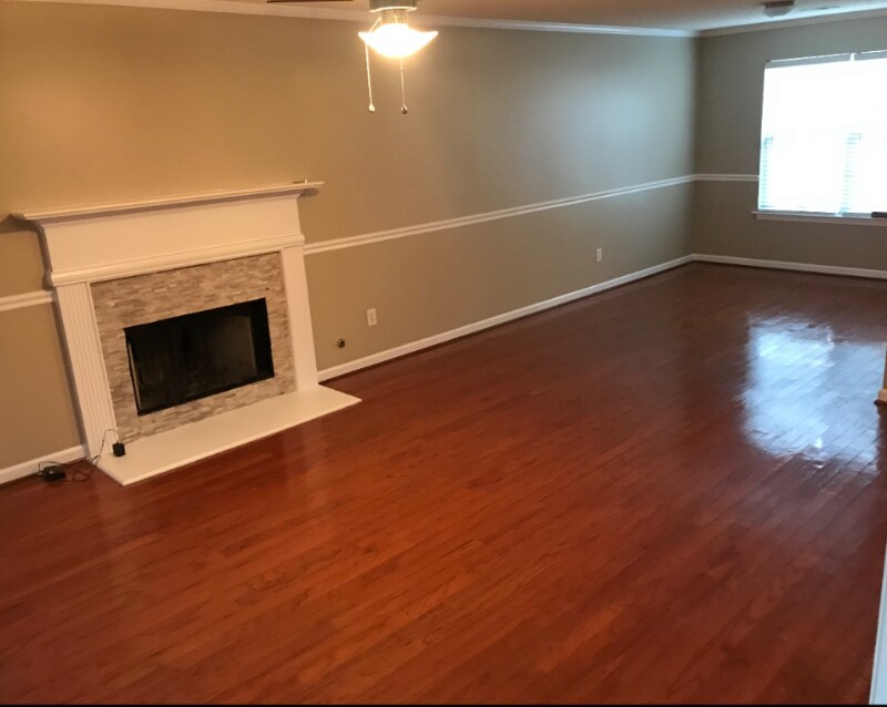 Building Photo - 415 Plantain Ct