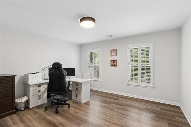 Building Photo - 210 Willow Lk Cv