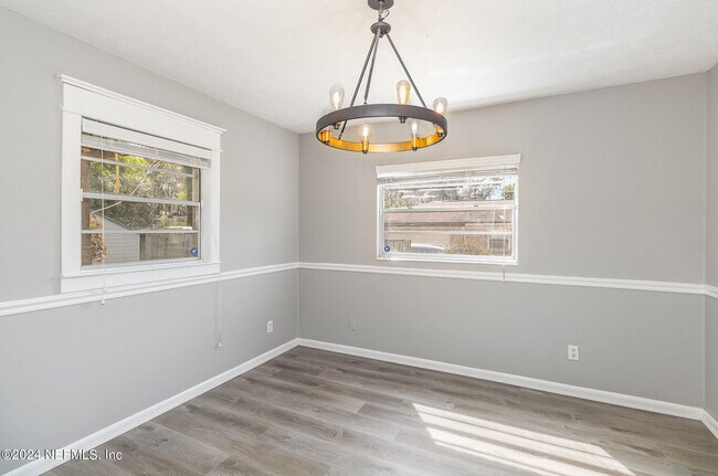 Building Photo - 2867 Holly Bay Rd
